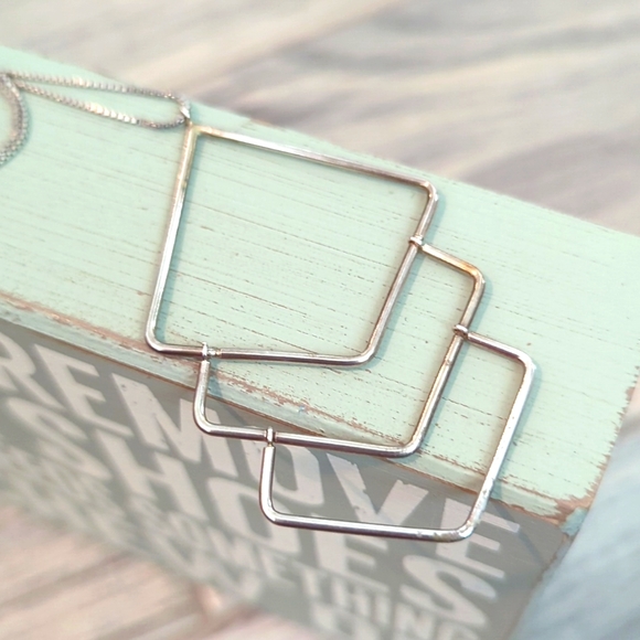 Silpada Diamondback necklace - Picture 3 of 6